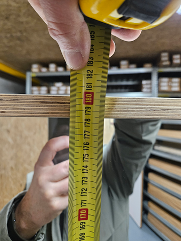 Hoogte middelste spiegel 180cm